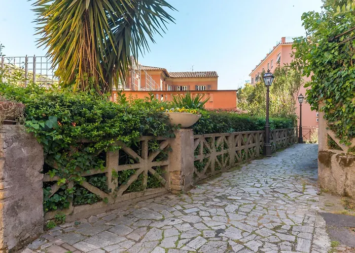 In Trastevere Village Apartment